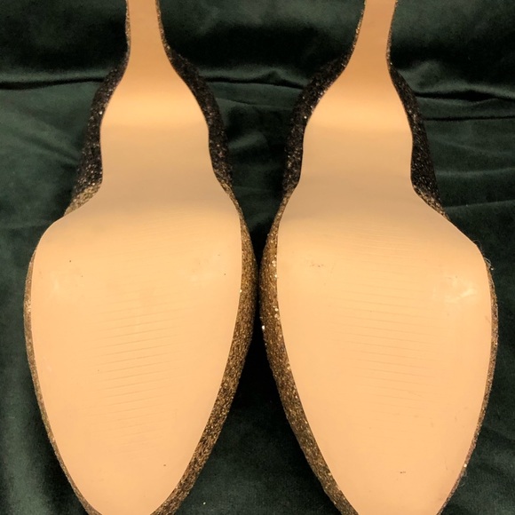 Just Fab Gold and Black Sparkling Heels 9 - Picture 5 of 6